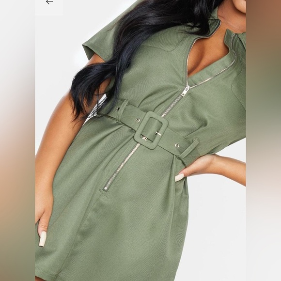 Pretty Little Thing PETITE Khaki Zip Detail Belted Dress - Picture 4 of 5